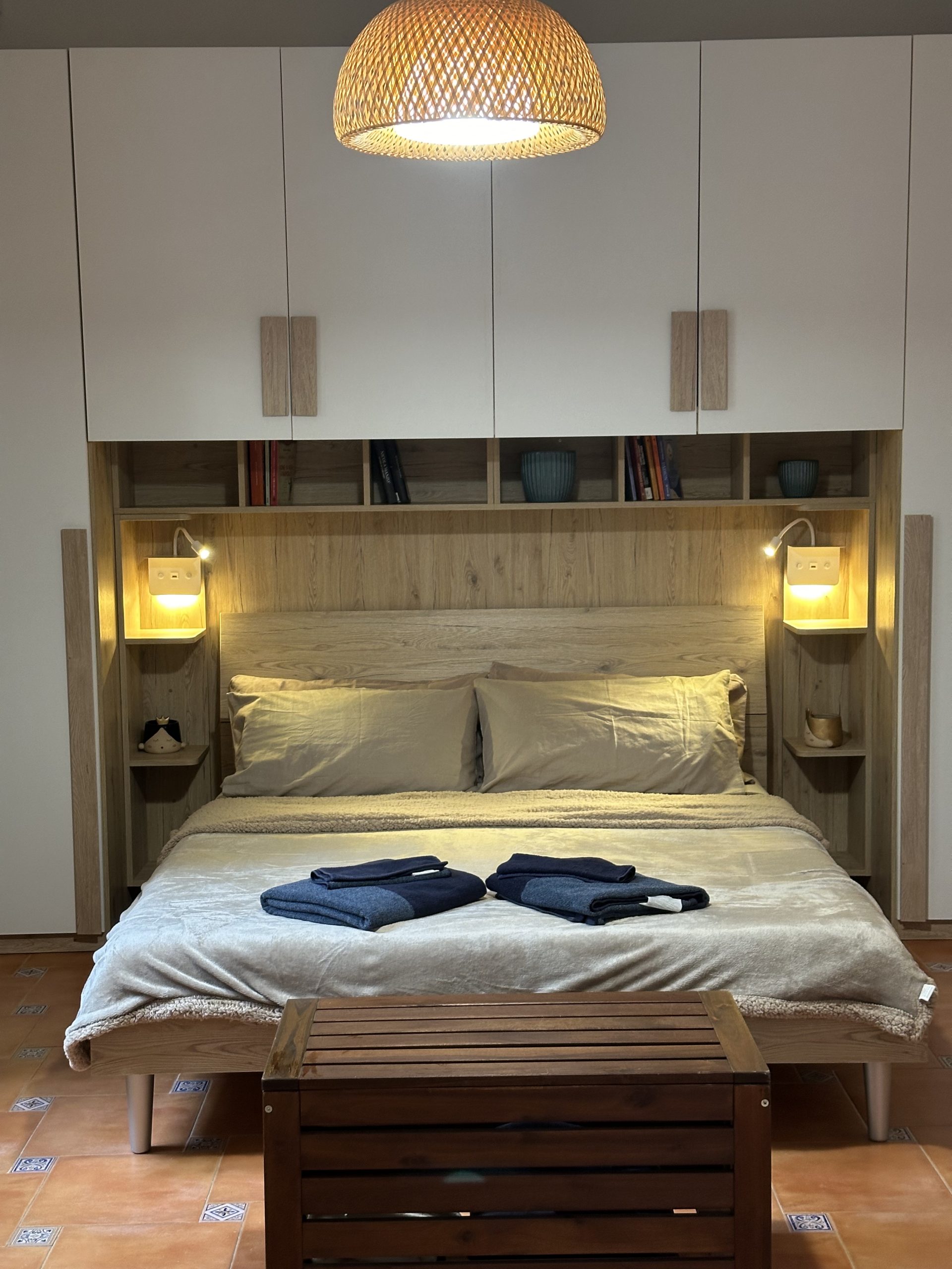 contact-img Letto Casa Madre Scaled