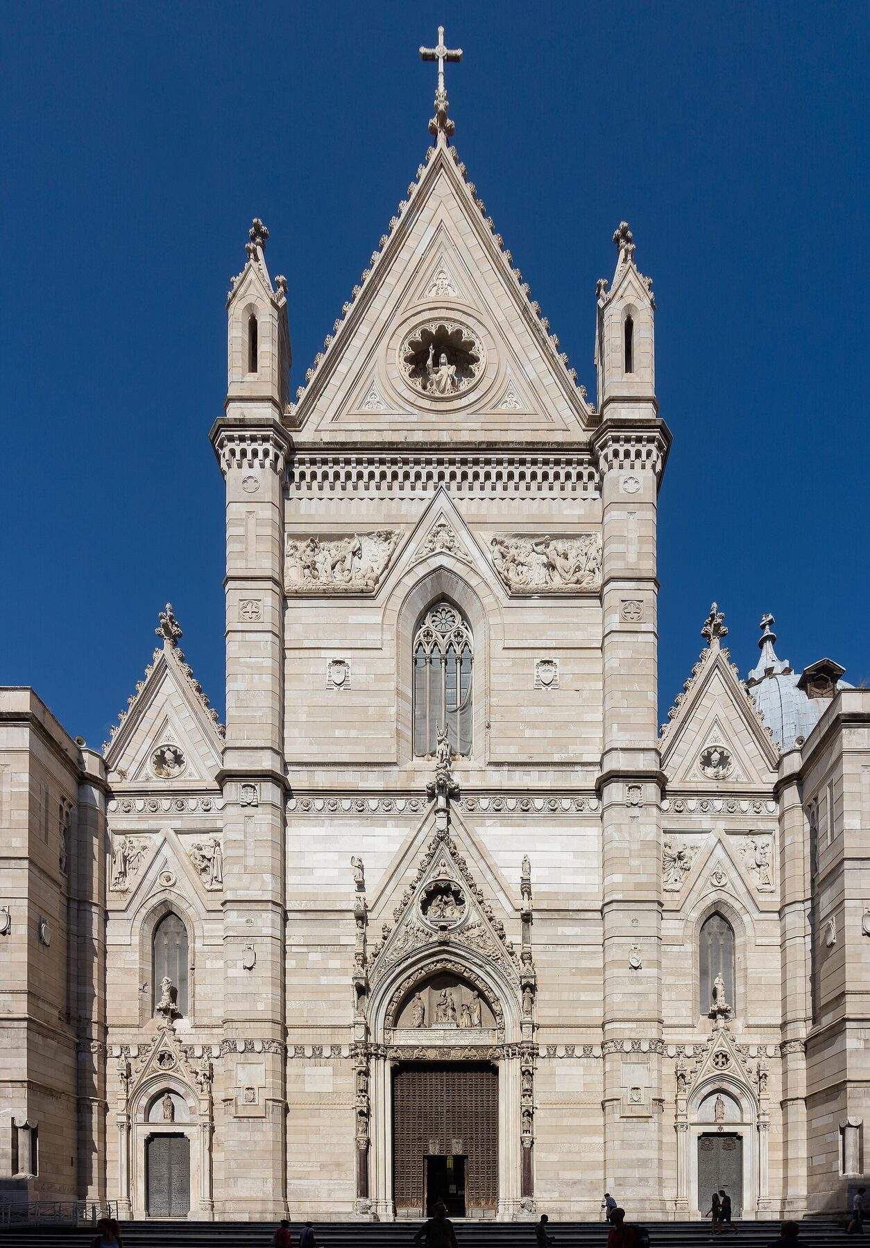 naples cathedral, façade